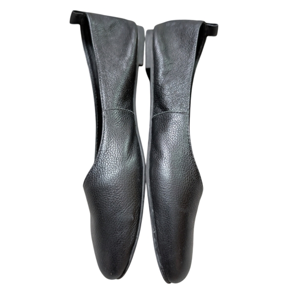 Steve Madden Ballet Flat Slip-on Dainty Women Feminine Round Toe Black Leather - Picture 4 of 8